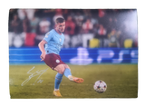 Sergio Gómez Signed Manchester City Photos
