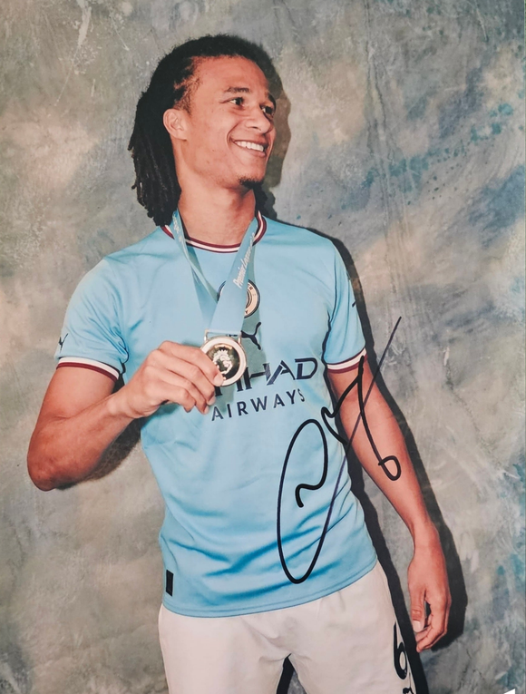 Nathan Aké Signed Manchester City Photos