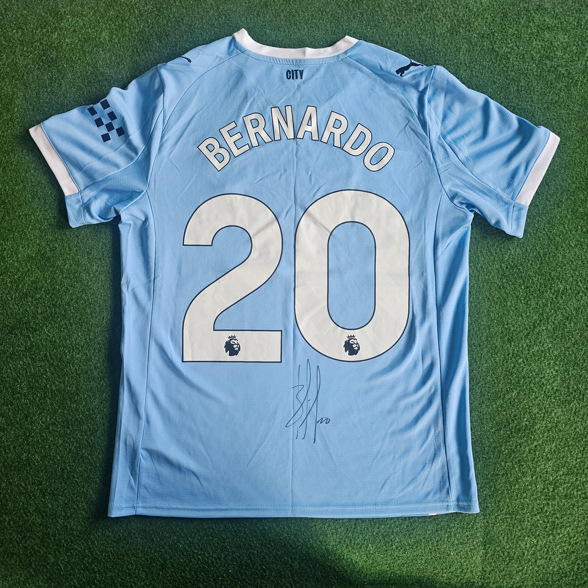 Bernardo Silva Signed 25/26 Home Shirt | Club COA