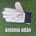 Antonio Adán Signed Goalkeeper Glove - Right Glove