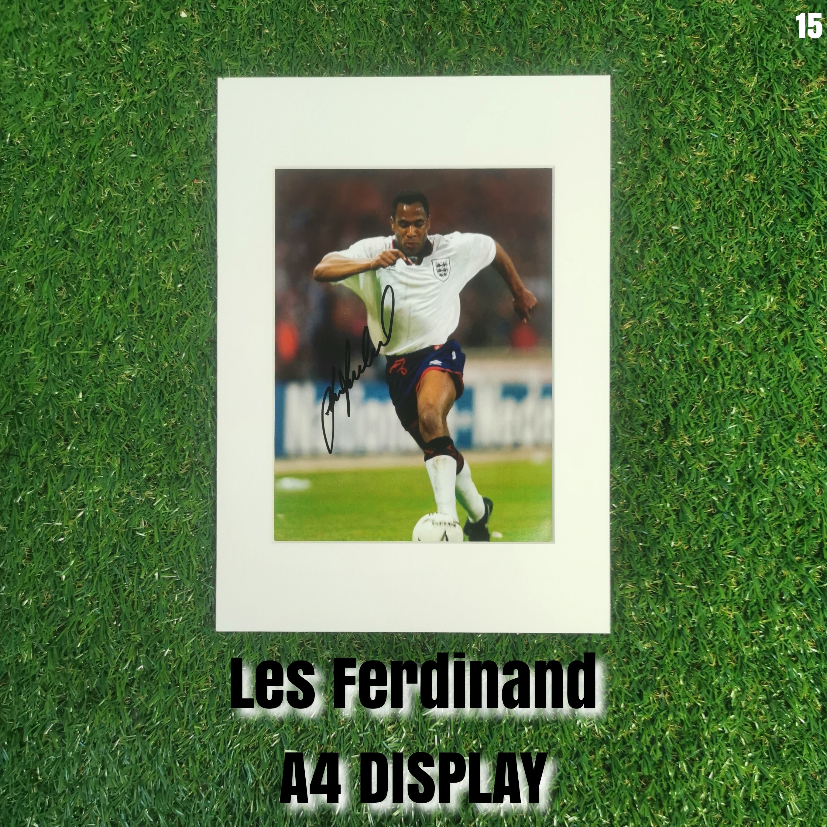 Les Ferdinand Signed England Action Photo - White Mount - A4