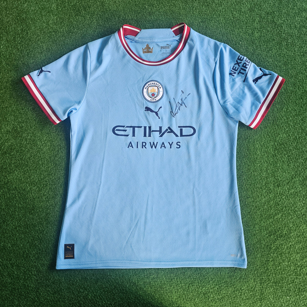 Lauren Hemp Signed 22/23 Home Shirt | Club COA